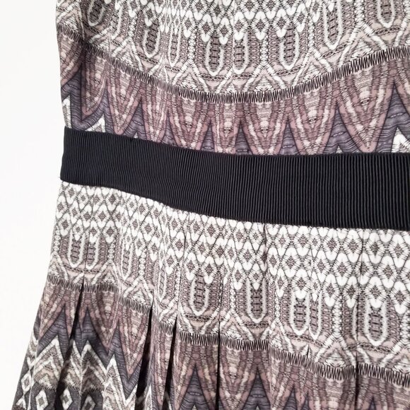 L'AGENCE Print Pleated Satin Fit & Flare Dress Size 6 Nordstrom $495 Aztec Silky - Picture 11 of 16